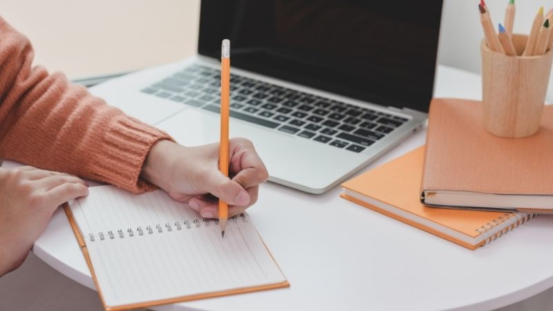 Copywriting là gì? Tìm hiểu về Copywriting từ A đến Z | CareerViet.vn