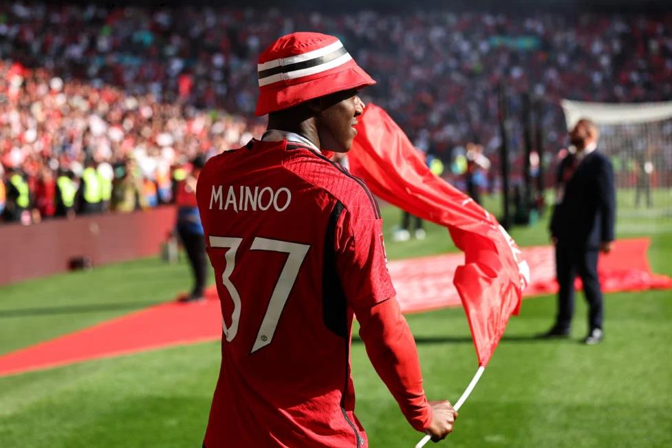 Kobbie Mainoo sẽ mang số áo nào ở mùa tới?