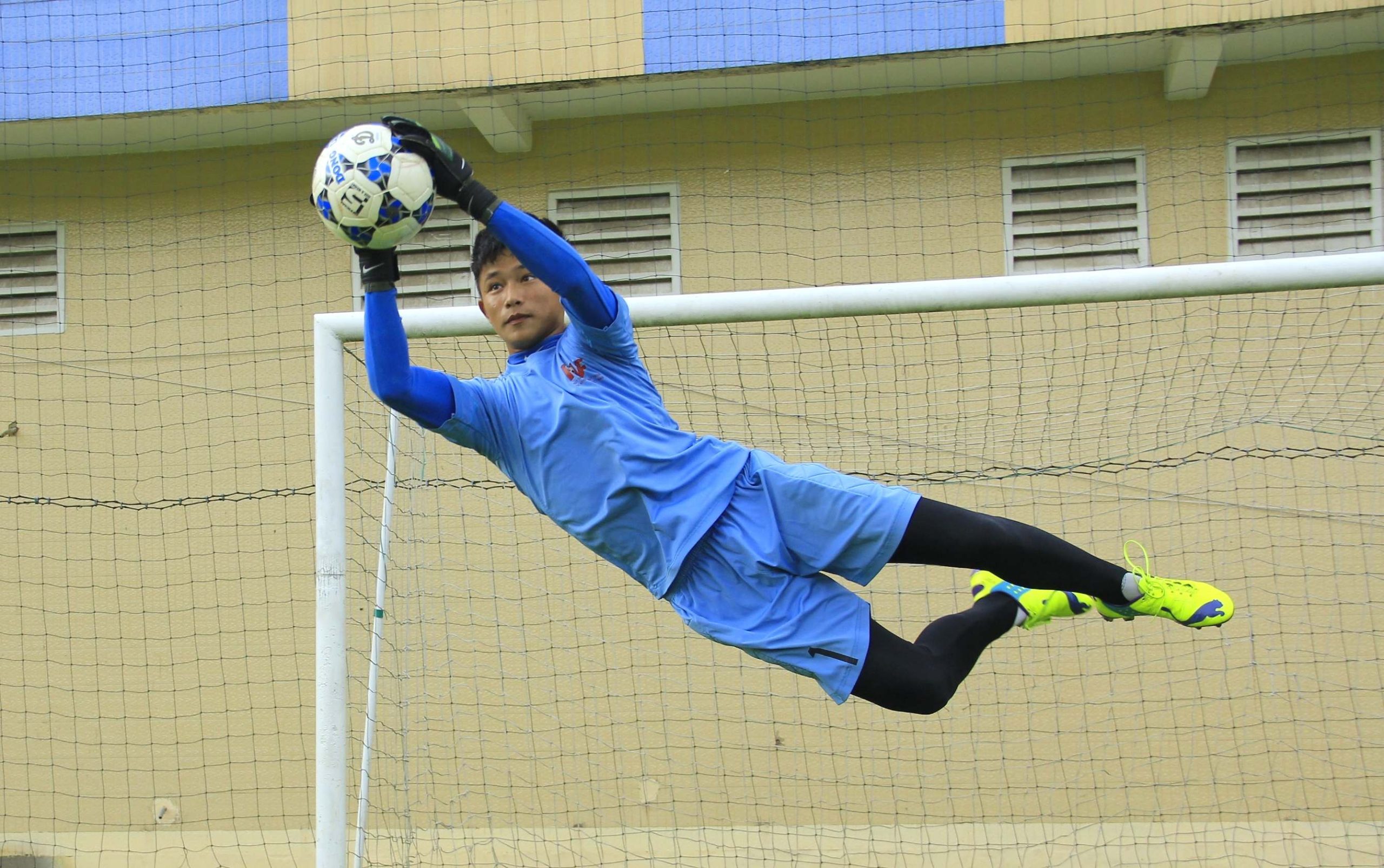 GK Là Gì? Giải Nghĩa Vai Trò Thủ Môn Trong Bóng Đá Hiện Đại