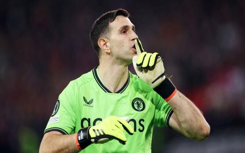 GK Là Gì? Giải Nghĩa Vai Trò Thủ Môn Trong Bóng Đá Hiện Đại