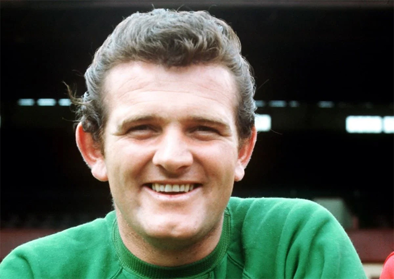 Thủ môn Liverpool Tommy Lawrence
