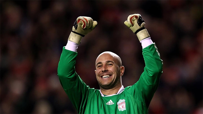 Thủ môn Liverpool Pepe Reina